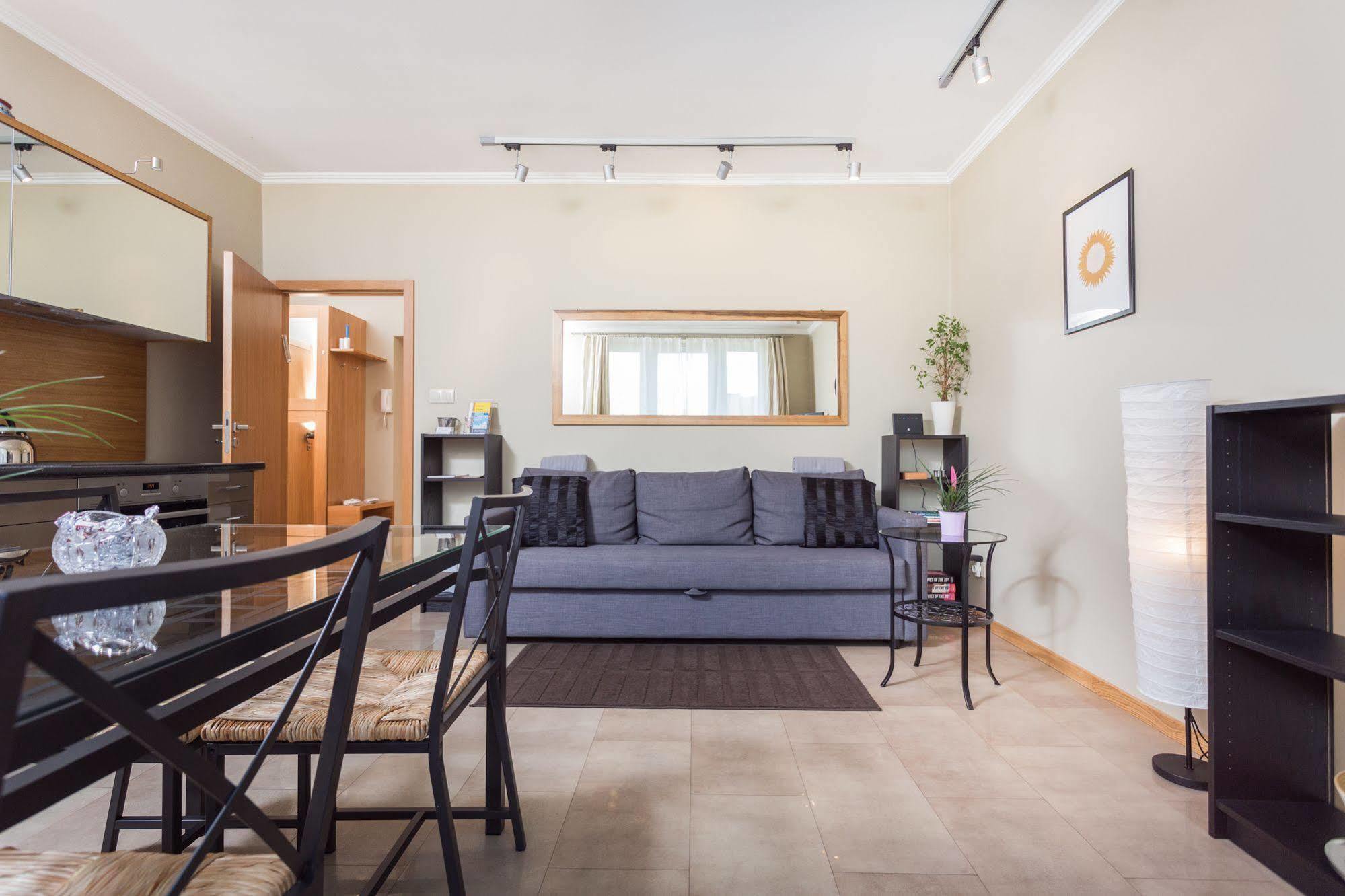 Inpoint Old Town Szeroka Apartments Красков Екстериор снимка