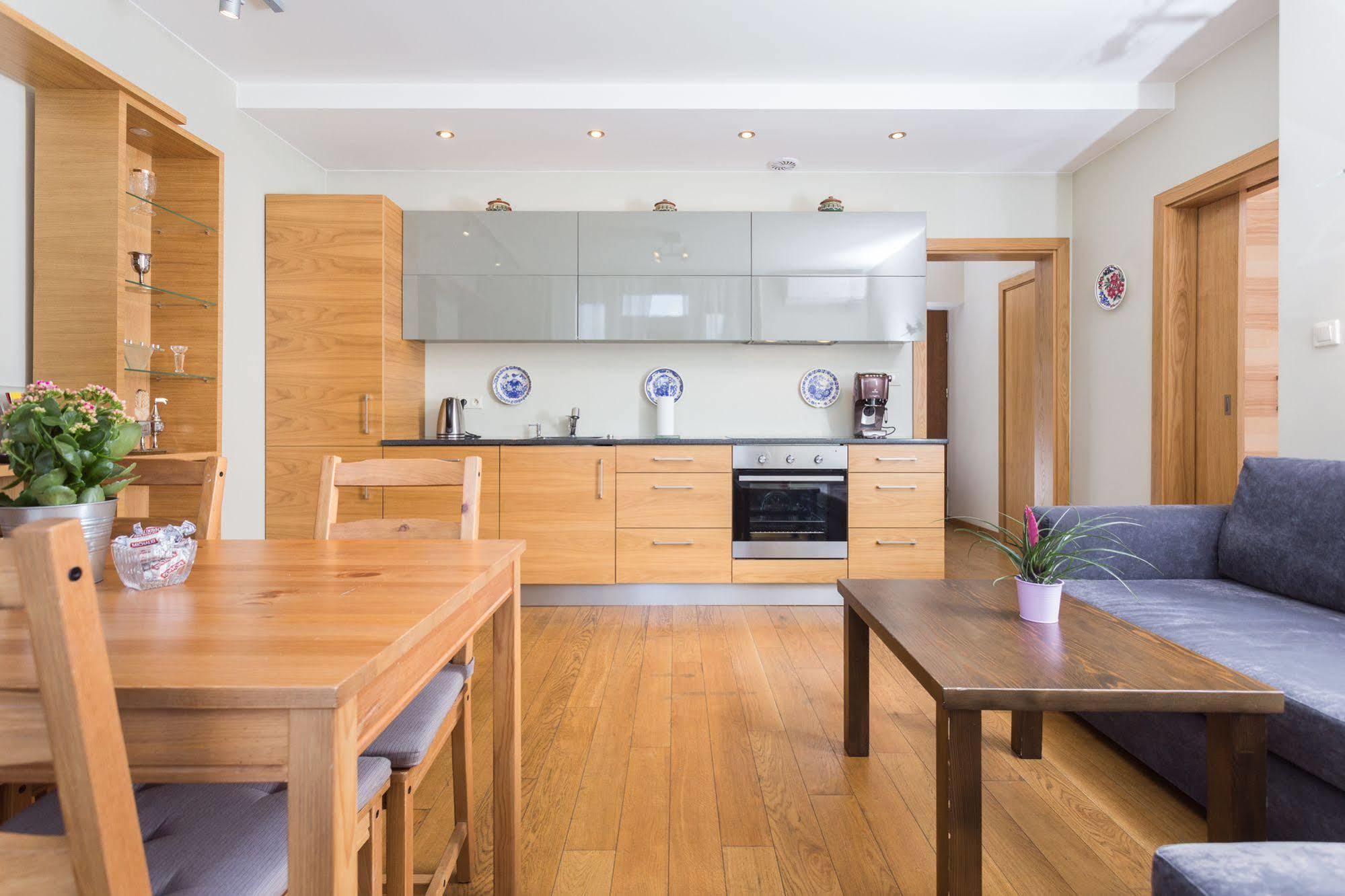 Inpoint Old Town Szeroka Apartments Красков Екстериор снимка
