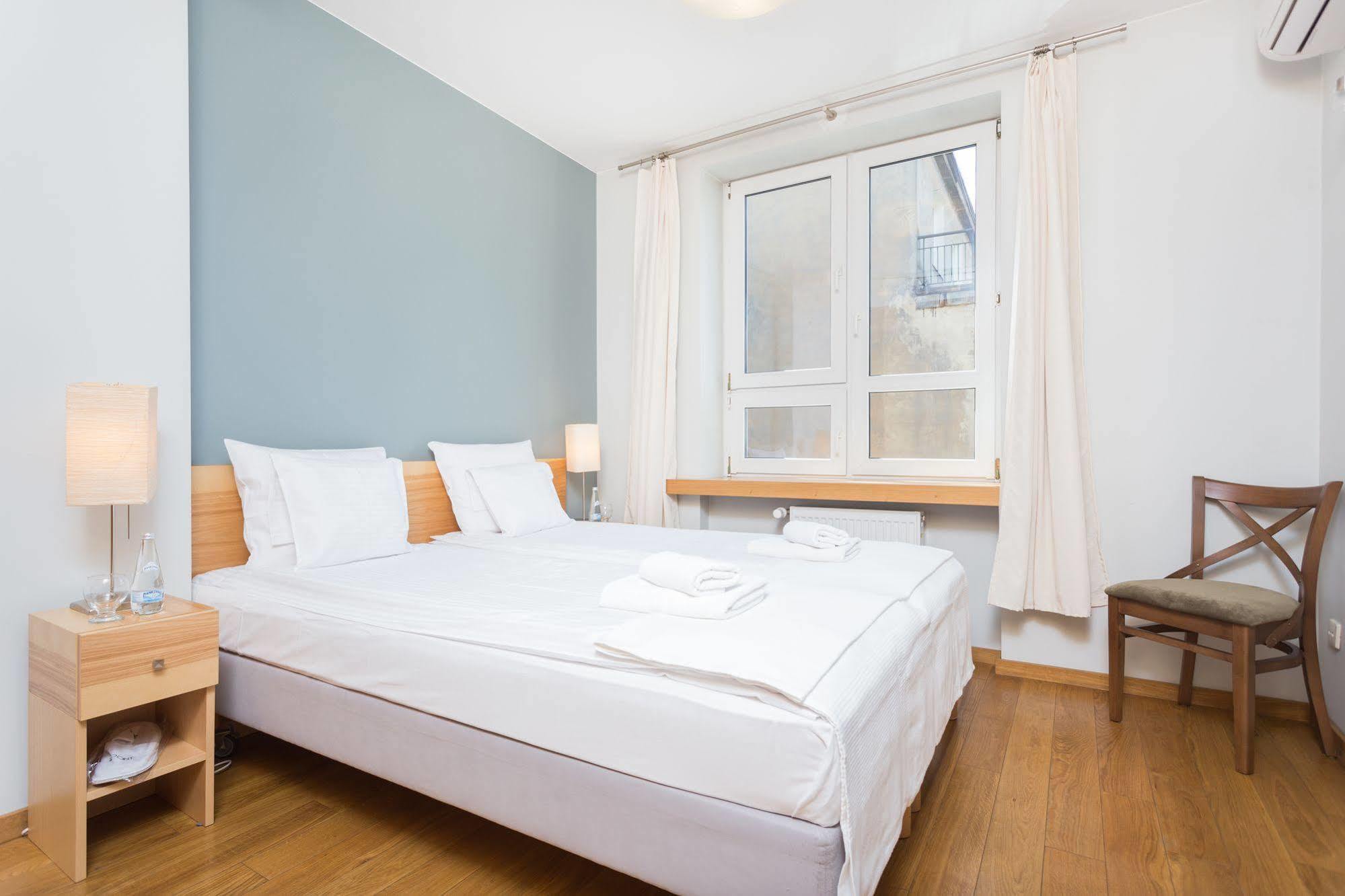 Inpoint Old Town Szeroka Apartments Красков Екстериор снимка